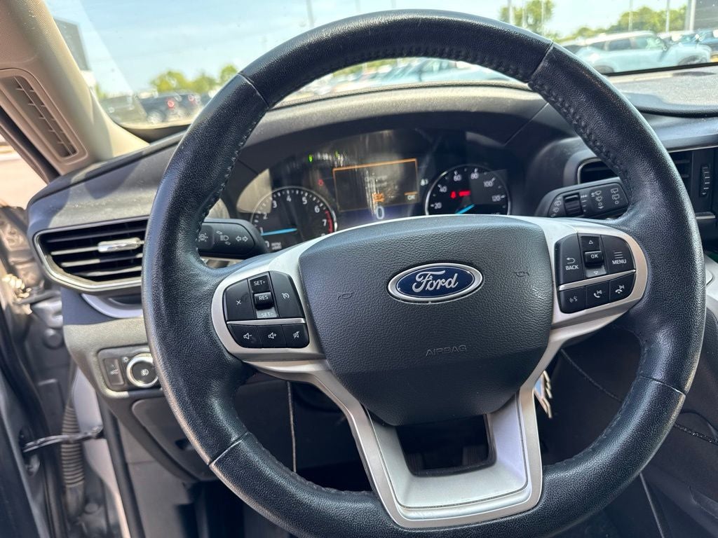 2023 Ford Explorer XLT HEATED SEATS / ONE OWNER