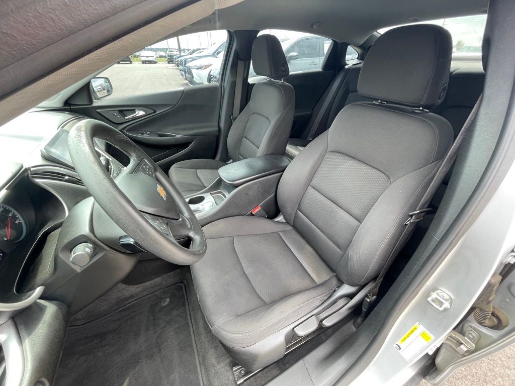 2020 Chevrolet Malibu LS 1LS