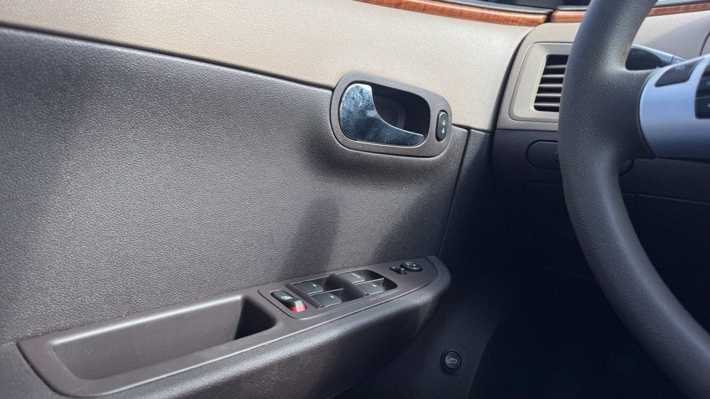 2012 Chevrolet Malibu LT 1LT