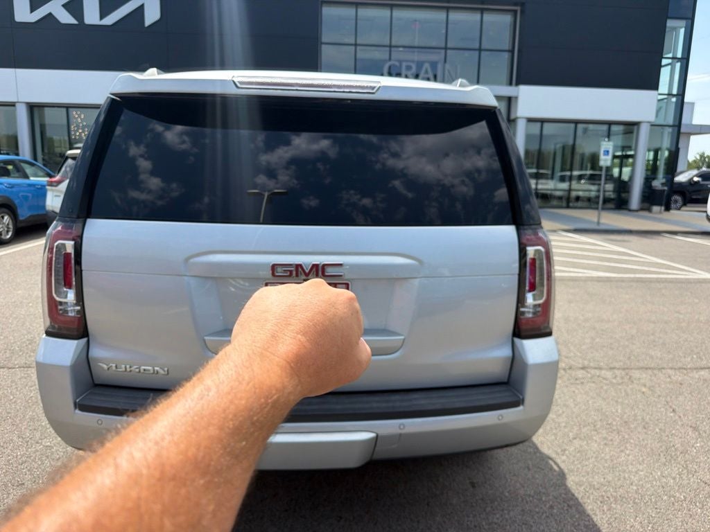 2017 GMC Yukon SLE