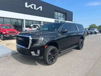 2022 GMC Yukon XL SLE 4X4 / CLEAN CARFAX