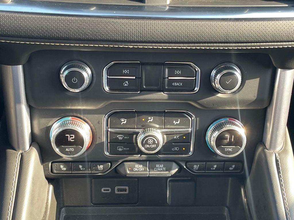 2023 GMC Yukon XL SLT