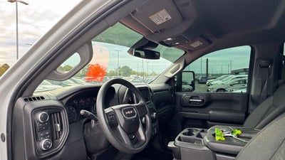 2024 GMC Sierra 2500HD Pro 4X4 / ONE OWNER / 6.6L V8 / GOOSENECK/5TH WHEEL PR