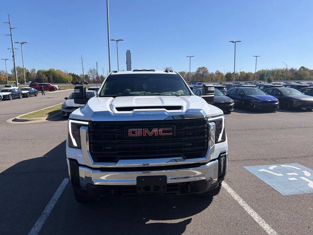 2024 GMC Sierra 2500HD Pro 4X4 / ONE OWNER / 6.6L V8 / GOOSENECK/5TH WHEEL PR