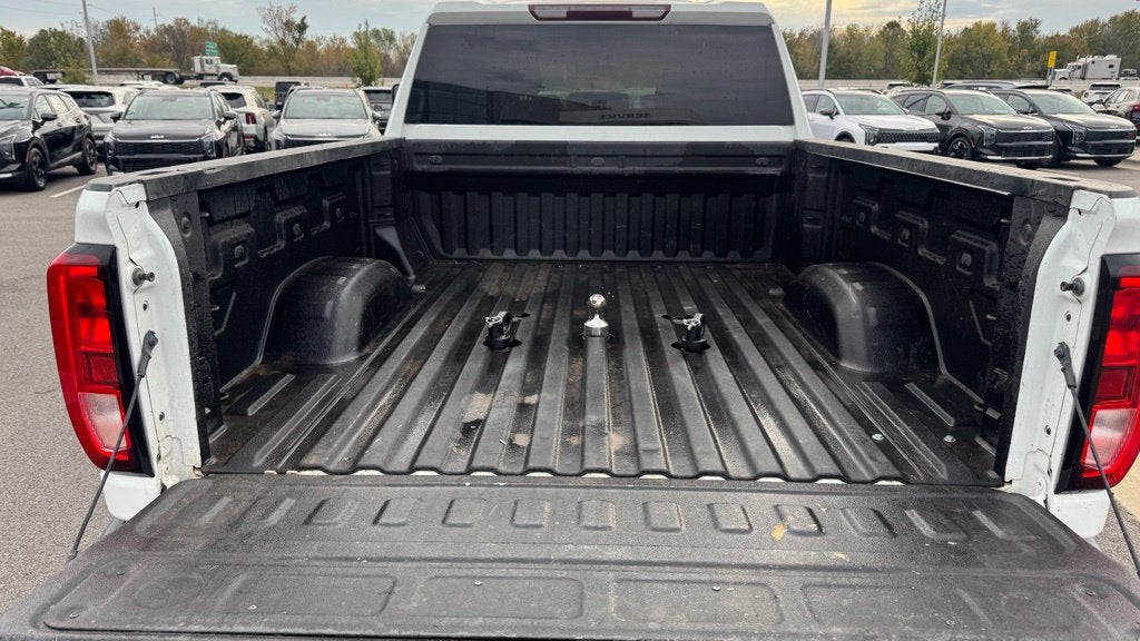2024 GMC Sierra 2500HD Pro 4X4 / ONE OWNER / 6.6L V8 / GOOSENECK/5TH WHEEL PR