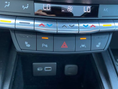 2023 Cadillac XT4 Sport ONE OWNER / HEATED SEATS / SUNROOF