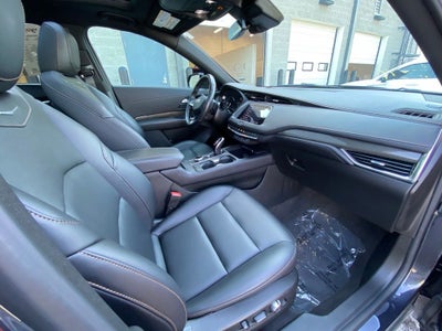 2023 Cadillac XT4 Sport ONE OWNER / HEATED SEATS / SUNROOF