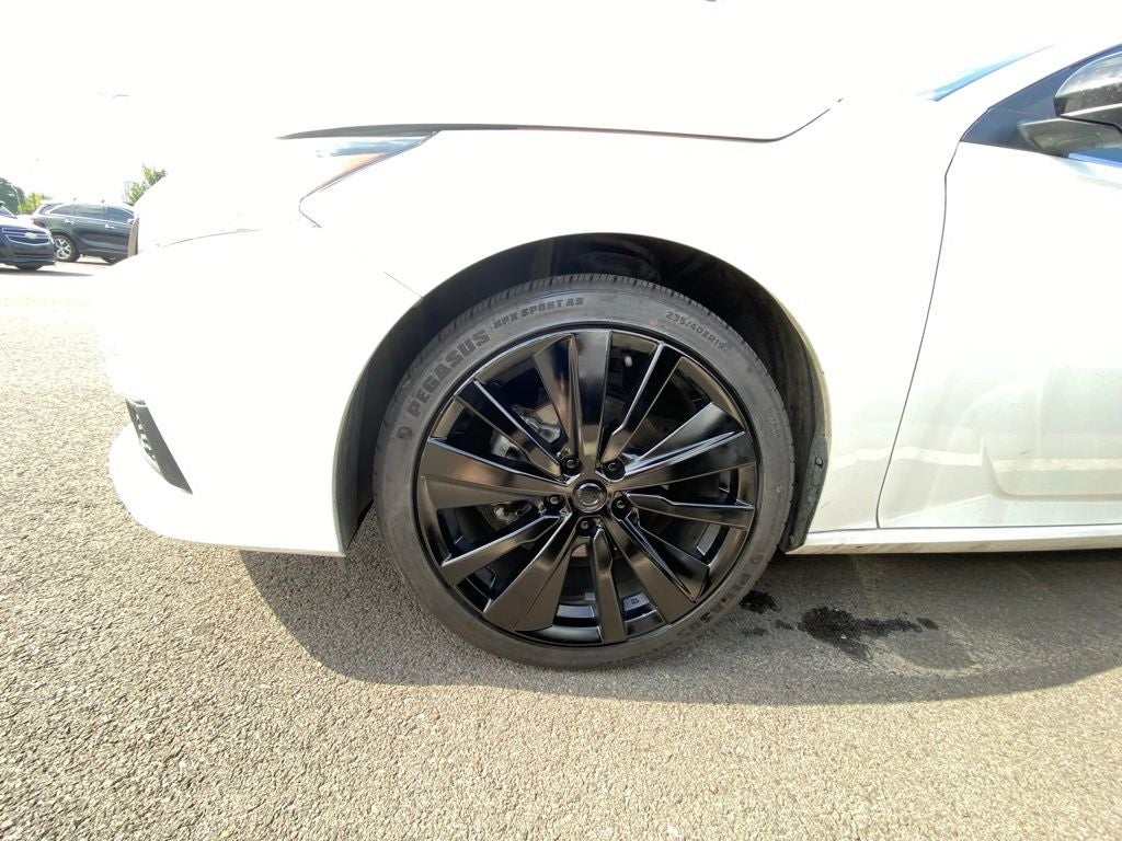 2021 Nissan Altima 2.5 SR BLIND SPOT / POWER DRIVERS SEAT