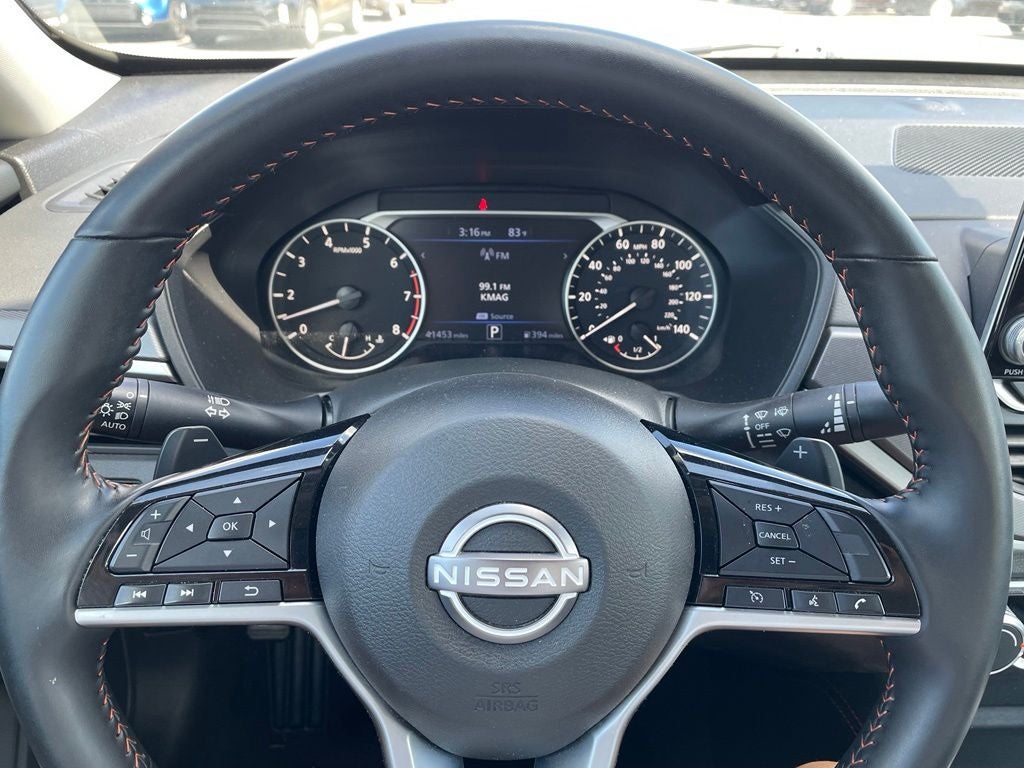 2025 Nissan Altima 2.5 SR ONE OWNER / POWER DRIVERS SEAT / BLIND SPOT