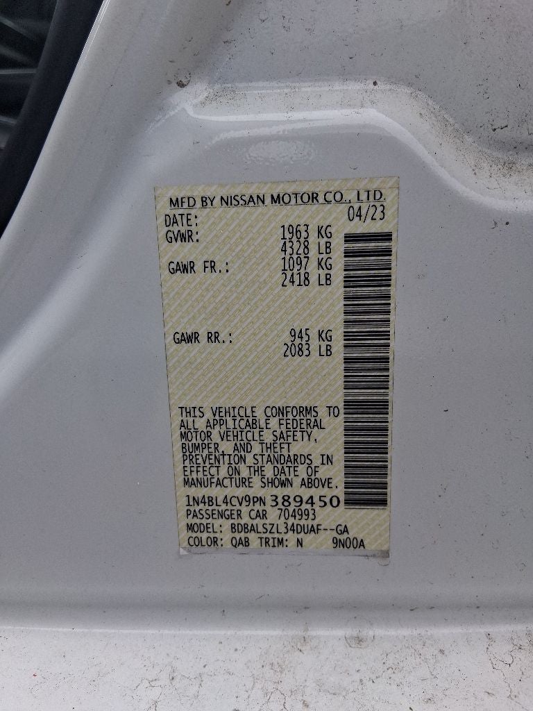 2023 Nissan Altima 2.5 SR MOONROOF / HEATED SEATS