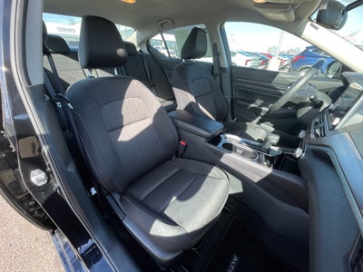 2024 Nissan Altima 2.5 SV ONE OWNER