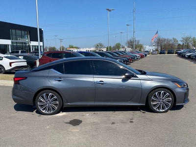 2023 Nissan Altima 2.5 SL CLEAN CARFAX / HEATED SEATS