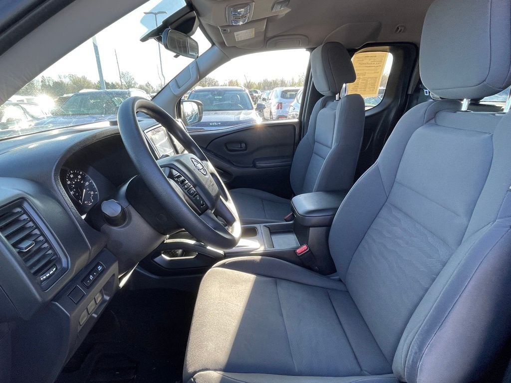 2023 Nissan Frontier S RWD / CLEAN CARFAX