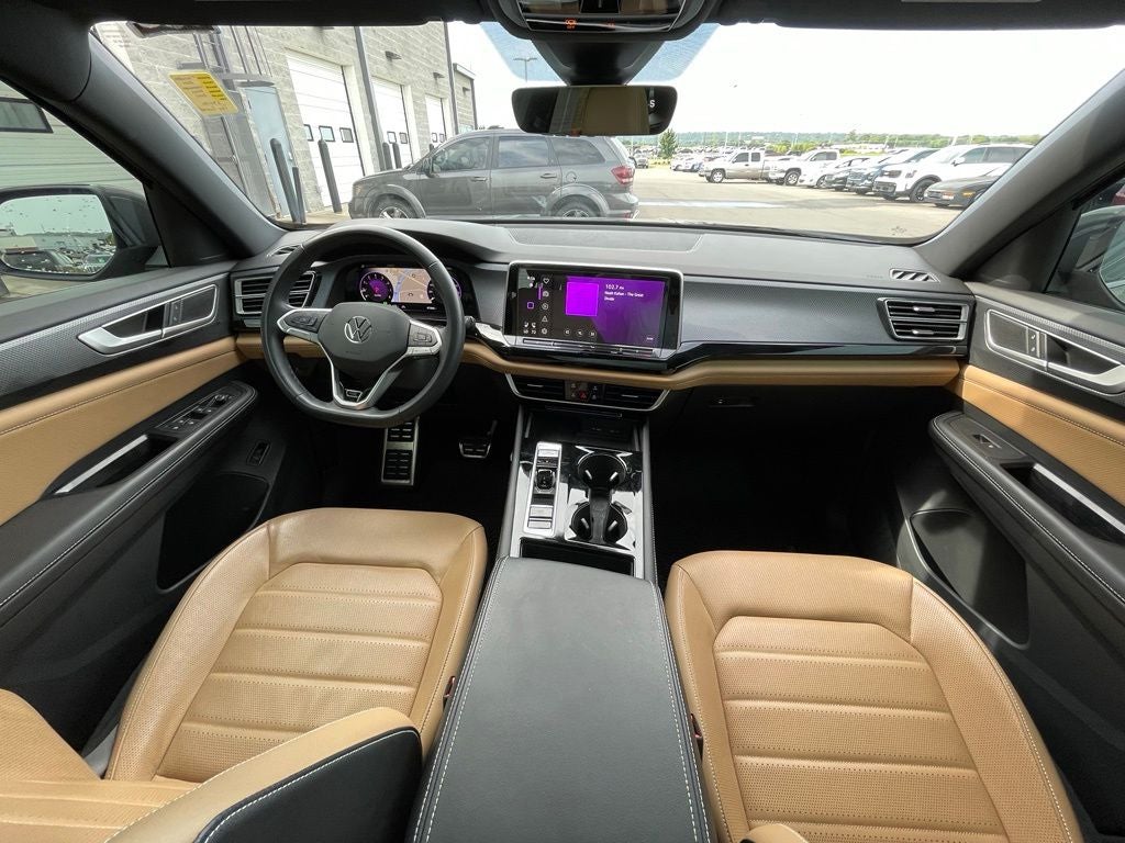 2024 Volkswagen Atlas Cross Sport 2.0T SEL R-Line
