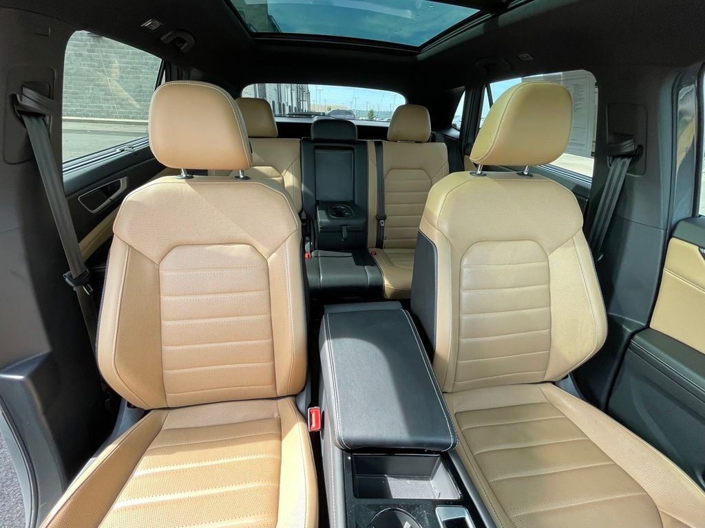 2024 Volkswagen Atlas Cross Sport 2.0T SEL R-Line