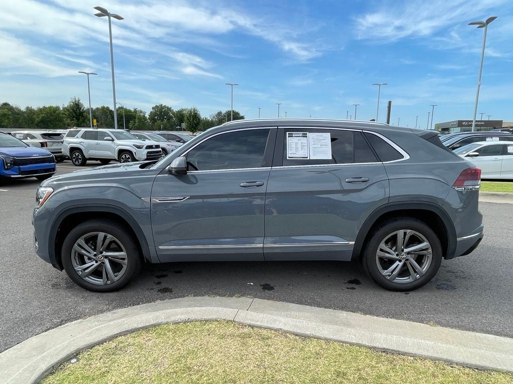 2024 Volkswagen Atlas Cross Sport 2.0T SEL R-Line