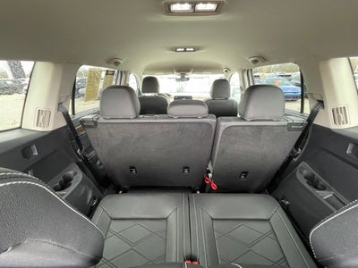 2025 Volkswagen Atlas 2.0T SE w/Technology ONE OWNER / HEATED SEATS