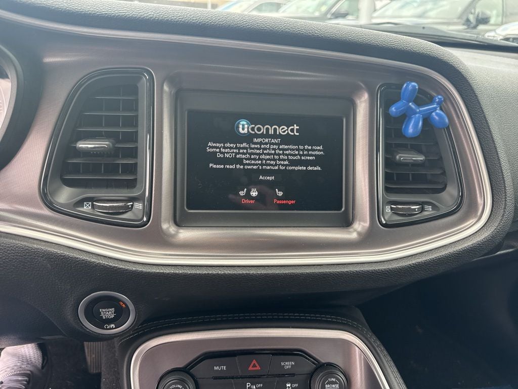 2022 Dodge Challenger GT HEATED SEATS / ONE OWNER