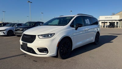 2024 Chrysler Pacifica Touring L HEATED SEATS / LEATHER / 3RD ROW
