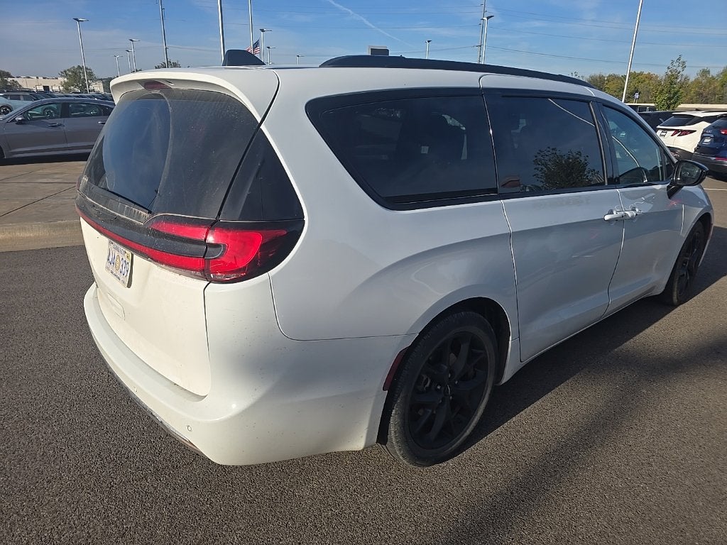 2024 Chrysler Pacifica Touring L HEATED SEATS / LEATHER / 3RD ROW