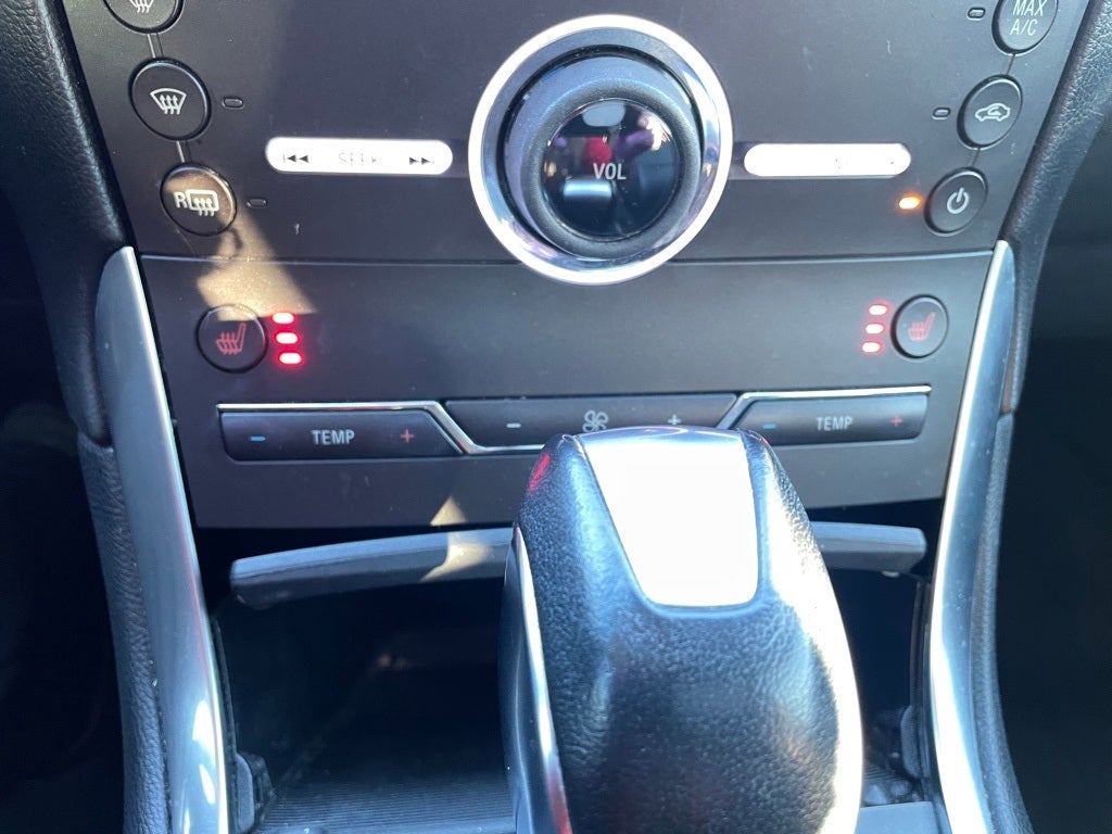 2015 Ford Edge Titanium VERY CLEAN / LOW PAYMENTS