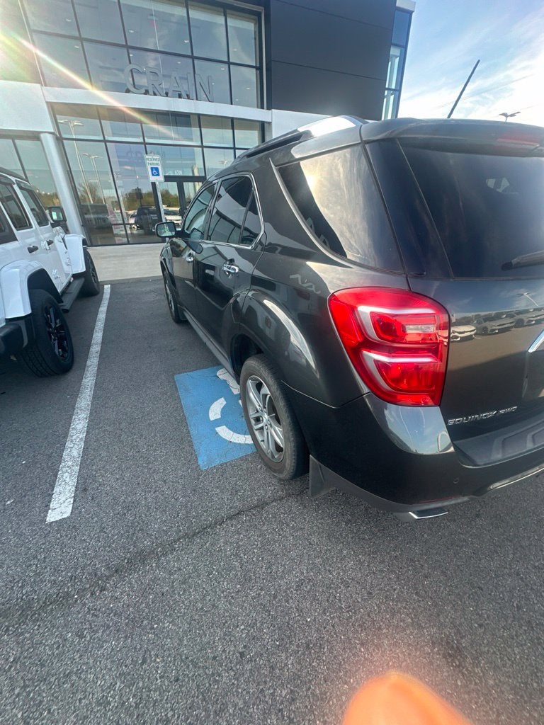 2017 Chevrolet Equinox Premier AWD / CLEAN CARFAX / HEATED SEATS