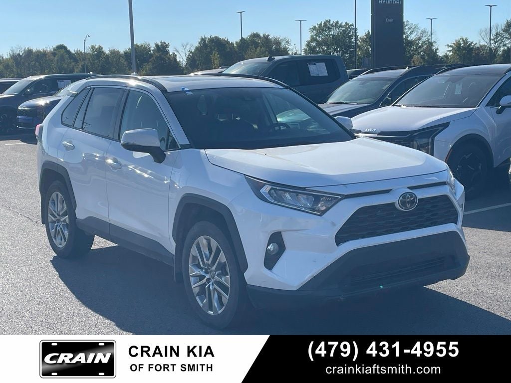 2020 Toyota RAV4 XLE Premium