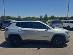 2025 Jeep Compass Latitude 4X4 / HEATED SEATS / ONE OWNER
