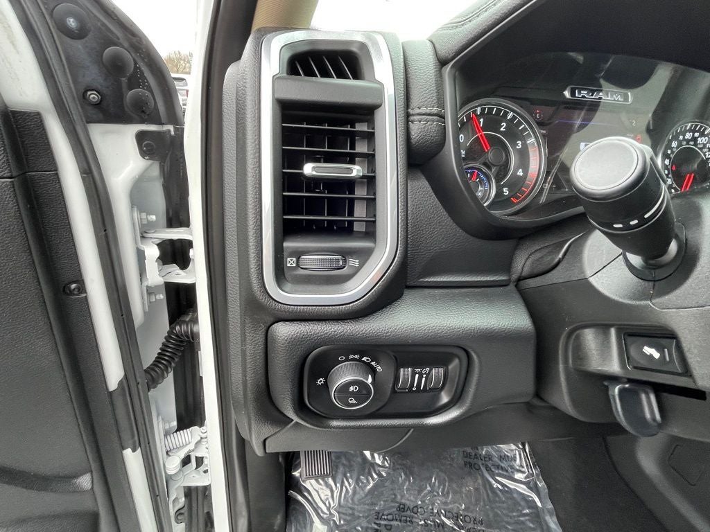 2020 RAM 3500 Laramie HEATED SEATS / 4X4 / NAV