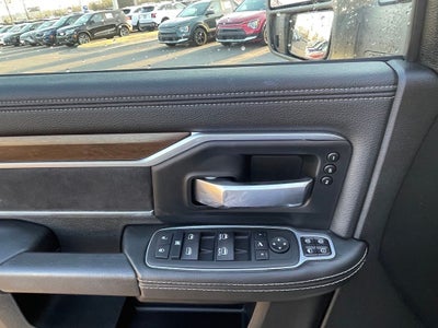 2024 RAM 2500 Laramie 4X4 / ONE OWNER / HEATED SEATS