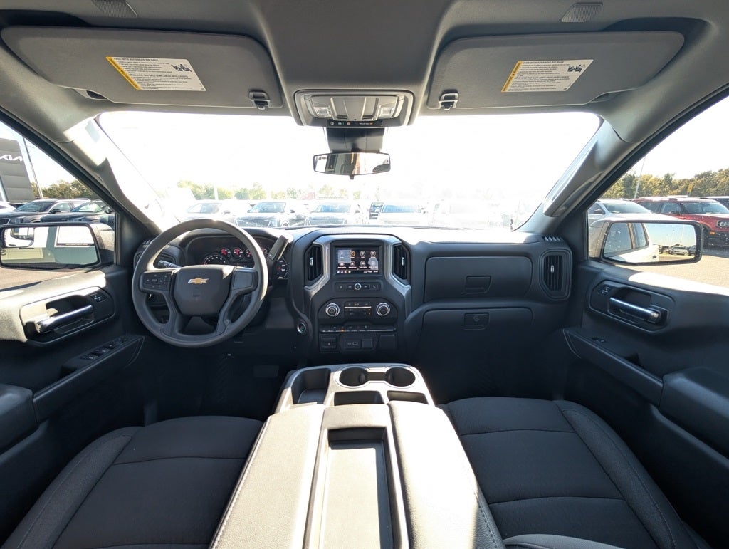 2024 Chevrolet Silverado 1500 Custom 4X4 / ONE OWNER