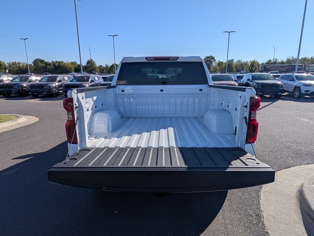 2024 Chevrolet Silverado 1500 Custom 4X4 / ONE OWNER