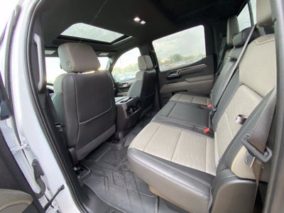 2024 Chevrolet Silverado 1500 ZR2 ONE OWNER / 4X4 / HEATED AND COOLED SEATS
