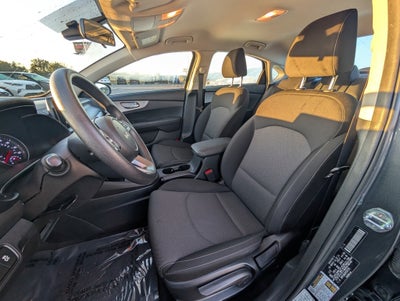 2023 Kia Forte LXS CPO / ONE OWNER