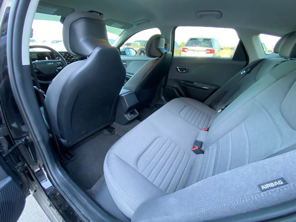 2025 Kia K4 EX ONE OWNER / CLEAN CARFAX
