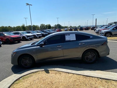 2026 Nissan Sentra SV ONE OWNER / CARPLAY