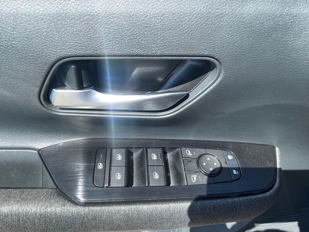 2025 Nissan Kicks SV ONE OWNER