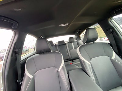 2025 Toyota Camry SE ONE OWNER / CLEAN CARFAX