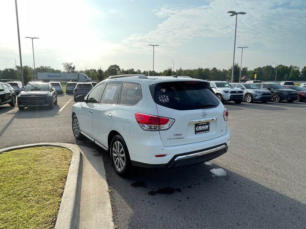 2016 Nissan Pathfinder SV