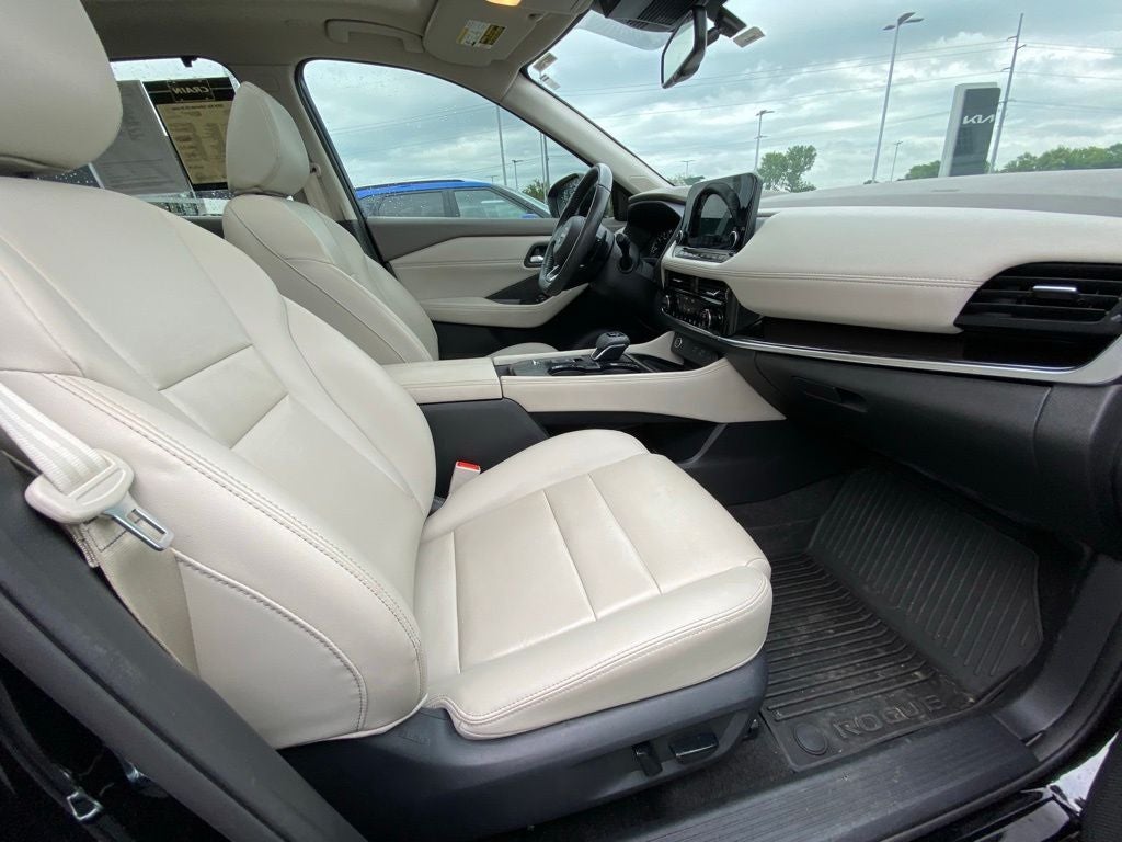 2023 Nissan Rogue SL HEATED SEATS / BOSE AUDIO / ONE OWNER