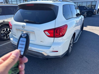 2020 Nissan Pathfinder SL
