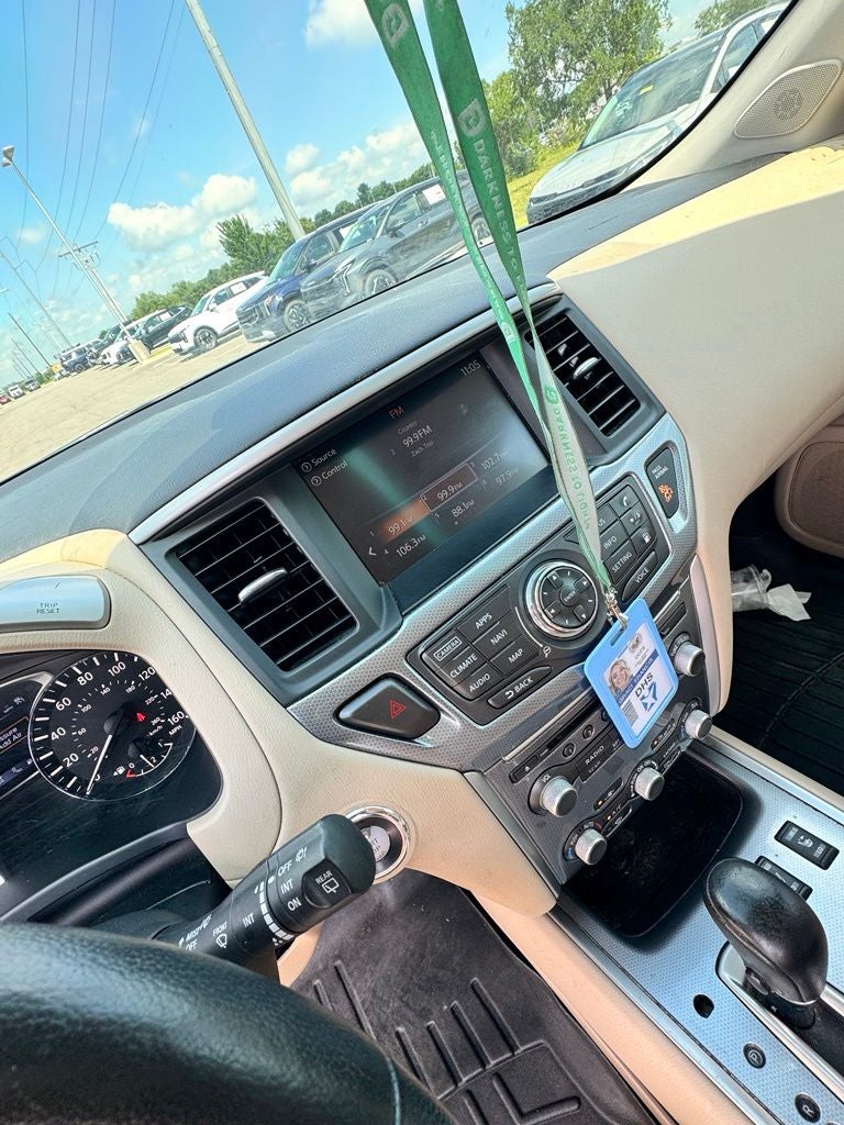 2018 Nissan Pathfinder SL