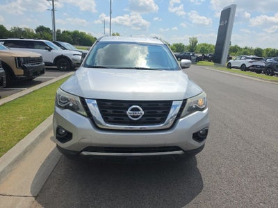 2018 Nissan Pathfinder SV