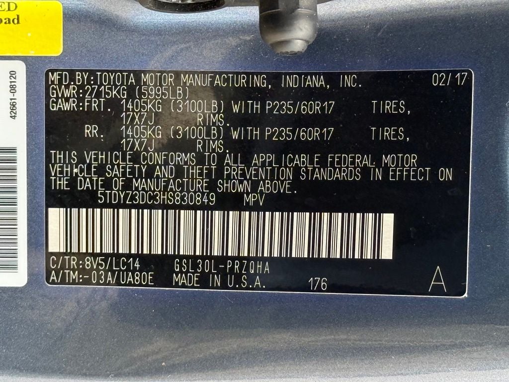 2017 Toyota Sienna XLE 8 Passenger