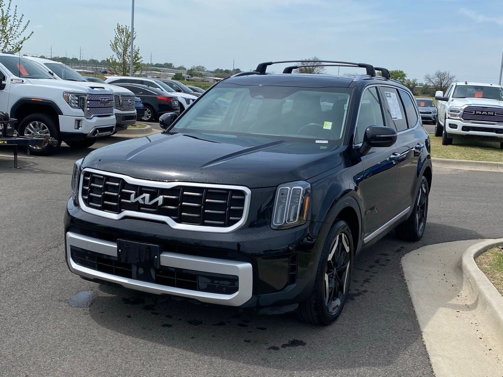 2025 Kia Telluride S AWD / ONE OWNER / HEATED SEATS