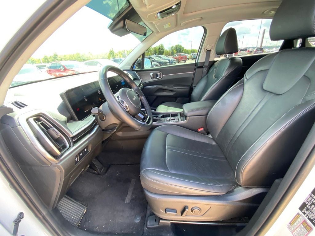 2025 Kia Sorento X-Line EX AWD / MOONROOF / 3RD ROW / HEATED SEATS