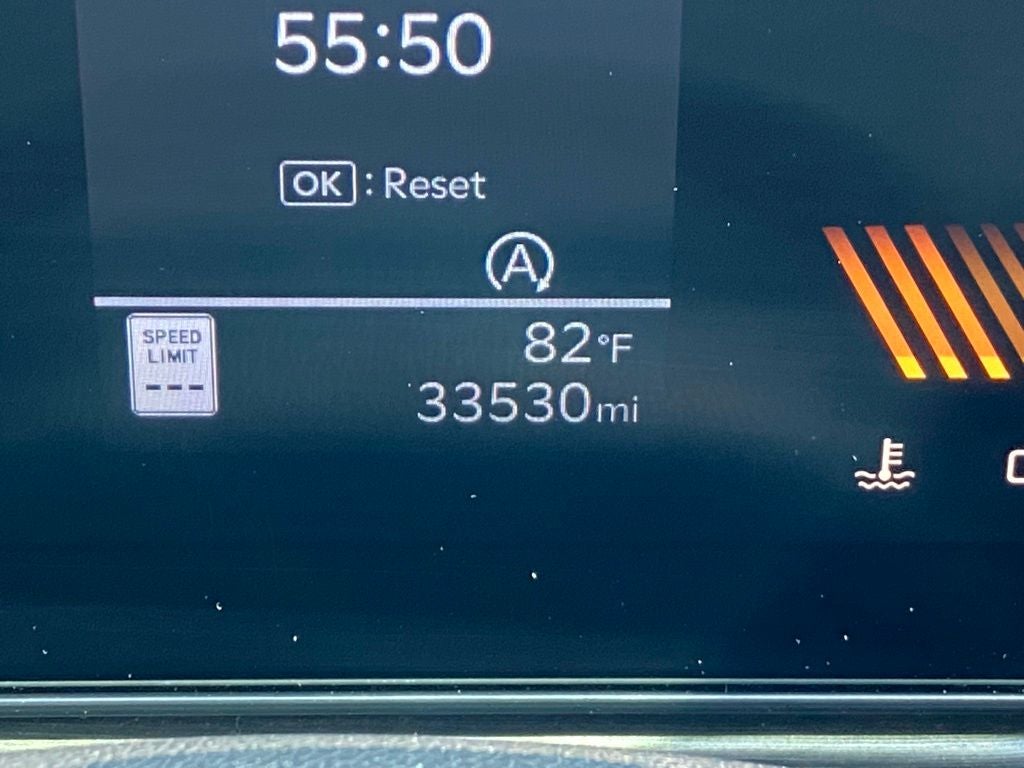 2025 Kia Sorento X-Line EX AWD / MOONROOF / 3RD ROW / HEATED SEATS