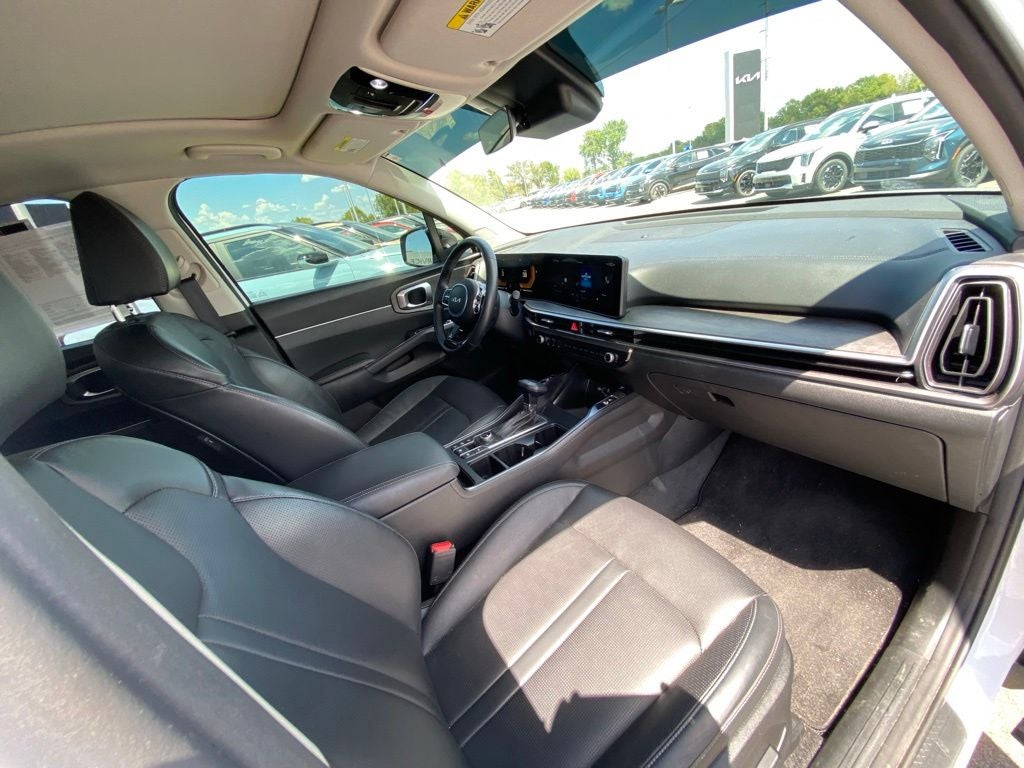 2025 Kia Sorento X-Line EX AWD / MOONROOF / 3RD ROW / HEATED SEATS