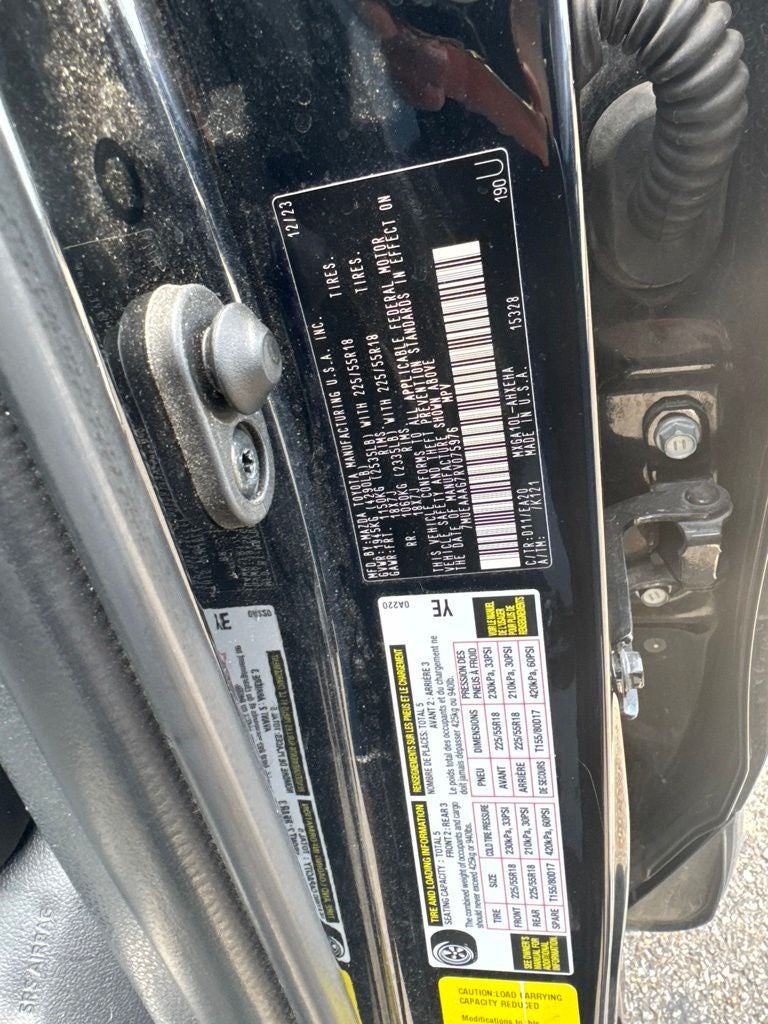 2024 Toyota Corolla Cross XLE POWER DRIVERS SEAT / HEATED SEATS