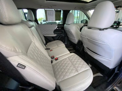 2024 Mitsubishi Outlander SEL HEATED SEATS / POWER LIFT GATE